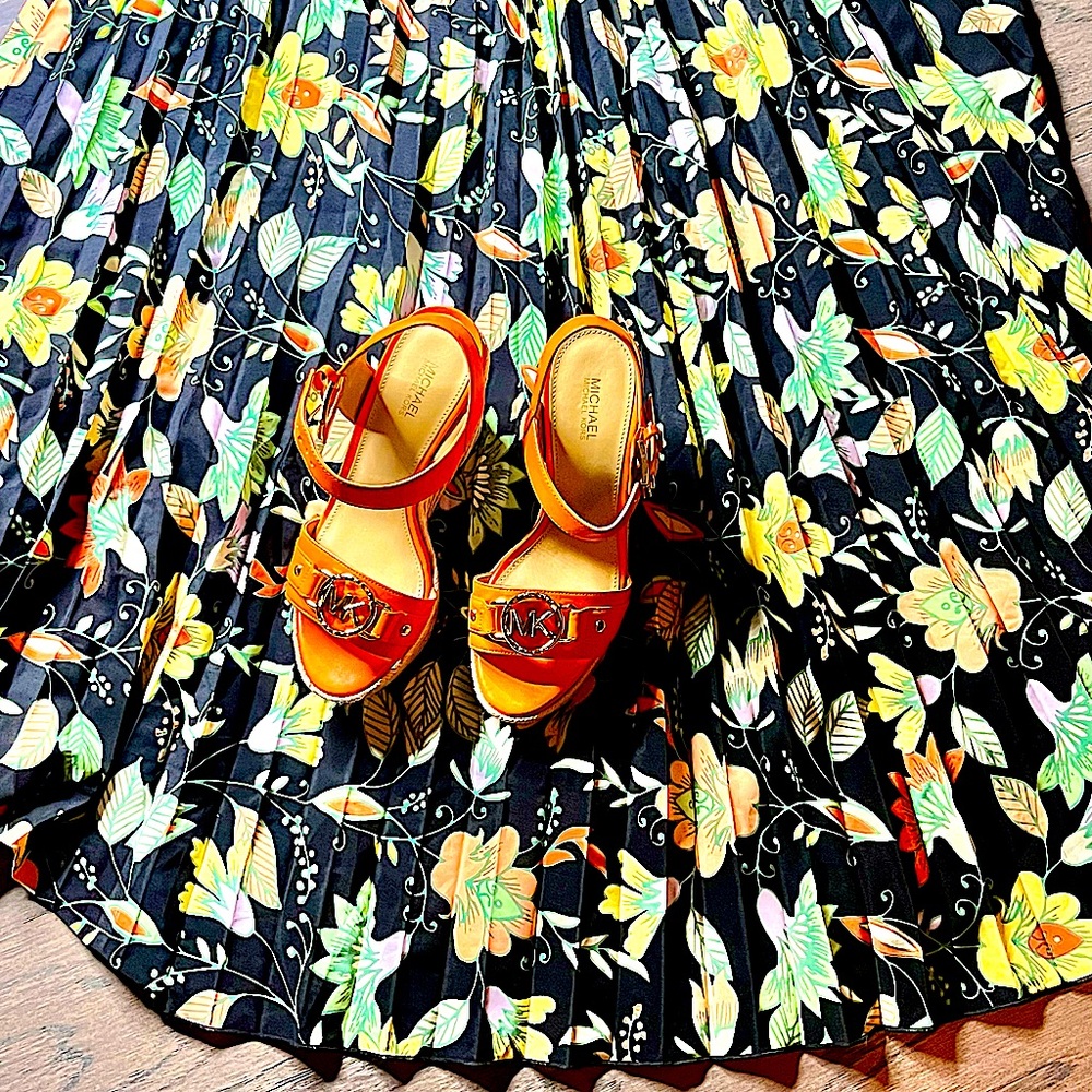 COPY - BEAUTIFUL Wrap Skirt NWT